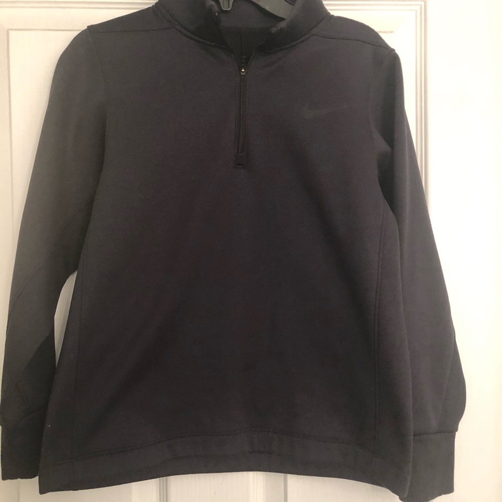 Boy’s Nike pullover